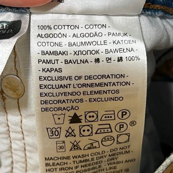 Levi 501 cut off distressed shorts button fly size 31 - Picture 7 of 8